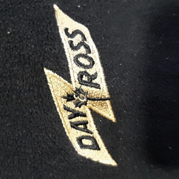 Muskoka Lakes sweatshirt/hoodie. Day & Ross logo on cuff of sleeve. - Picture 3 of 4